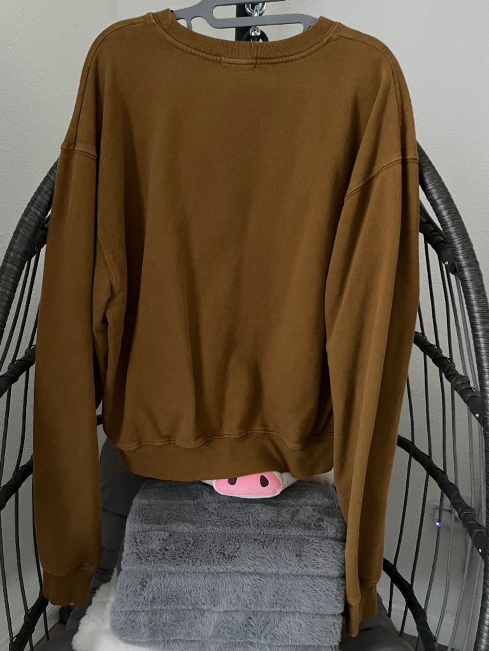 Good American Caramel Brown Crewneck Sweatshirt - Picture 3 of 14
